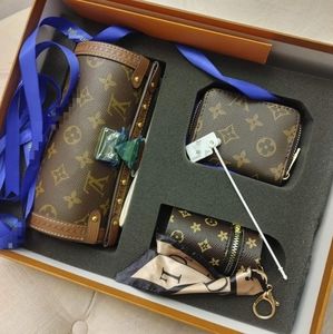 Purse gift set 4 pieces